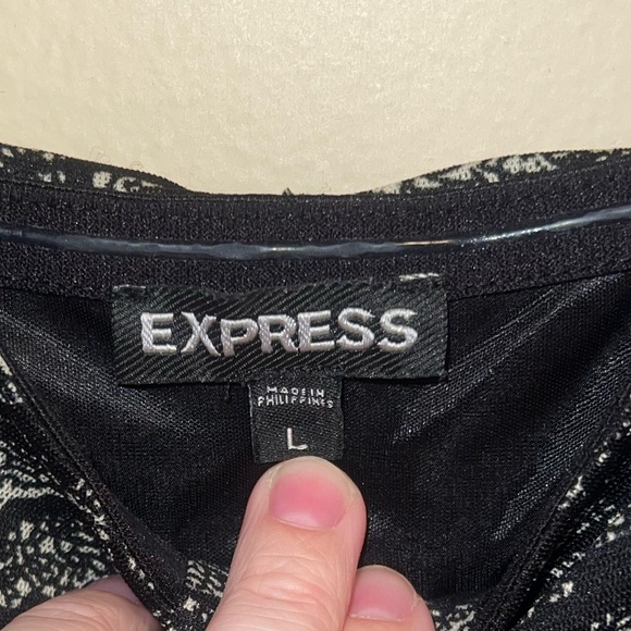 Flowy Tank - Picture 6 of 6